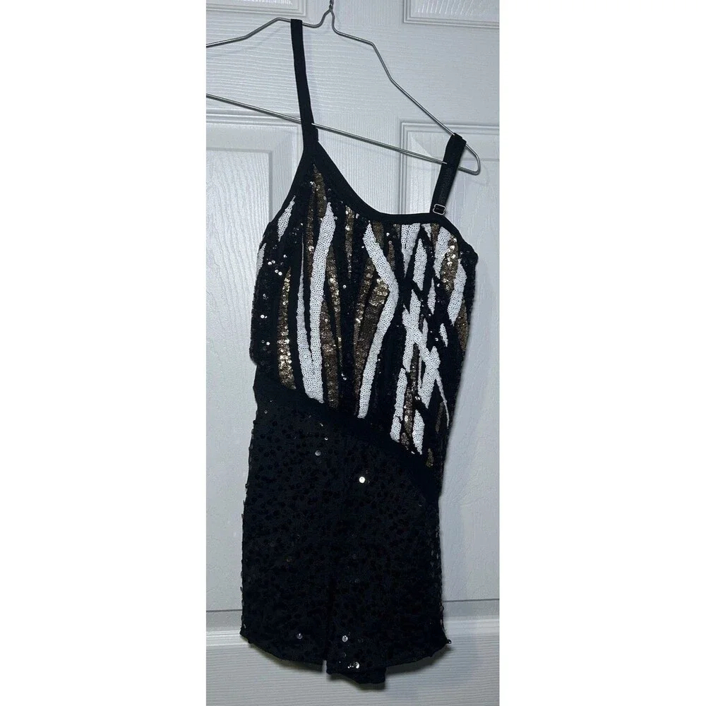 Costume Gallery Youth Girl’s Asymmetrical Sequin Shorts Dance Outfit Size Large